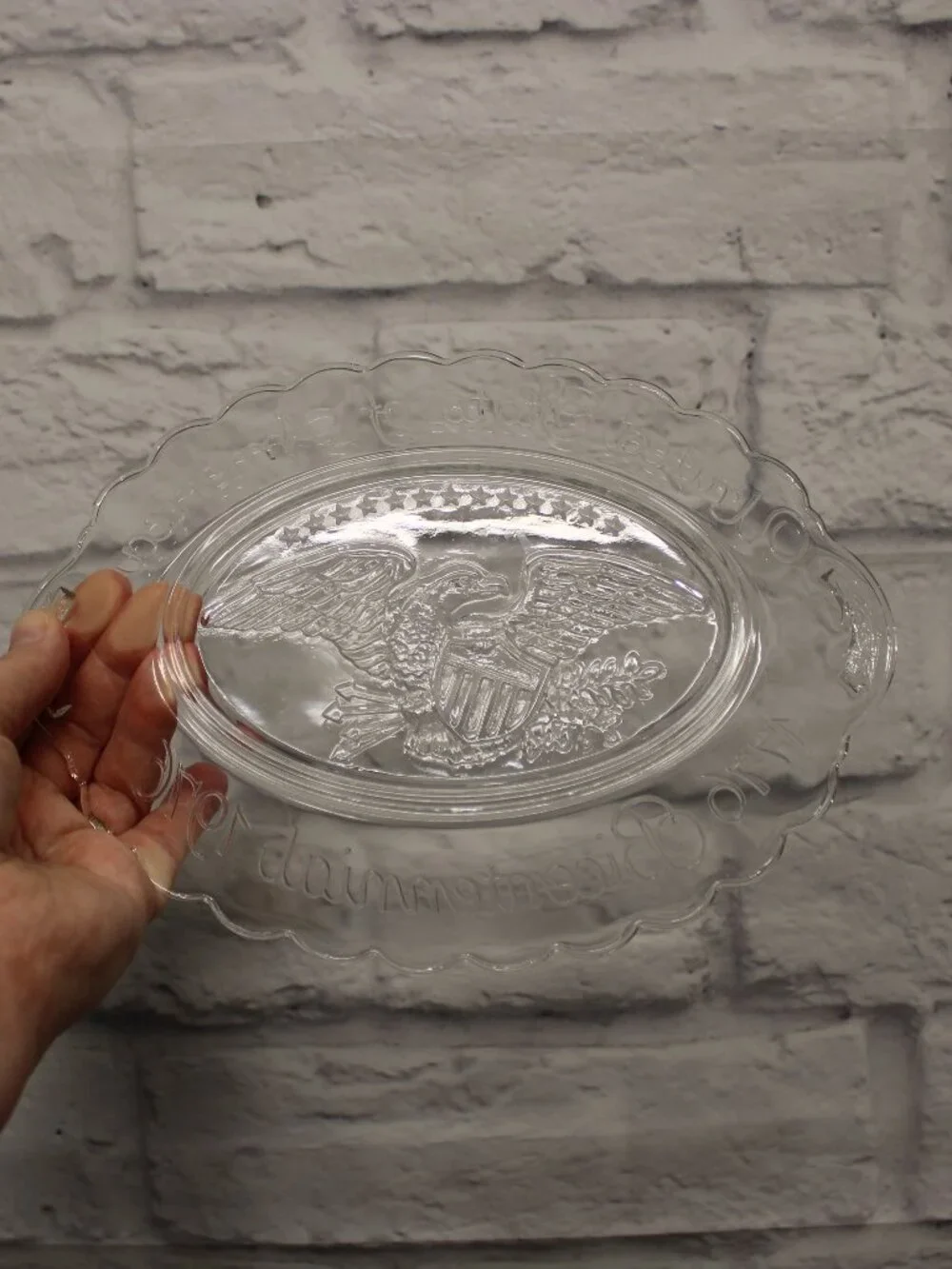 Avon United States Bicentennial Clear Glass Commemorative Plate 1976